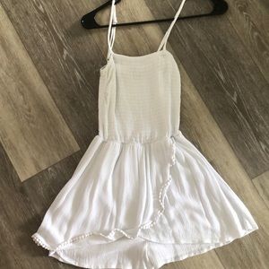 Beach vibe white ramper 😍